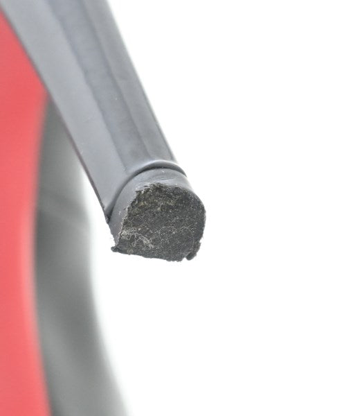 Christian Louboutin รองเท้าส้นสูง