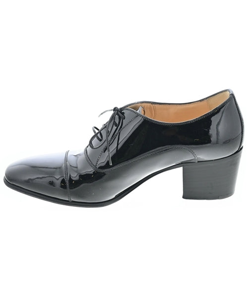 Christian Louboutin รองเท้าสวมทางการ