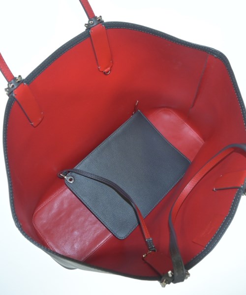 Christian Louboutin กระเป๋าถือขนาดใหญ่