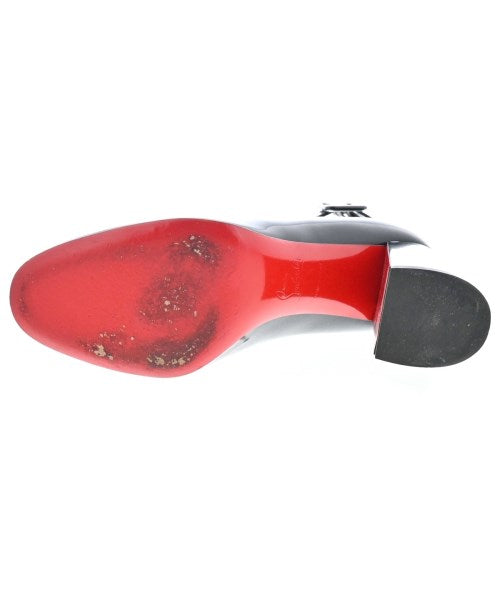 Christian Louboutin รองเท้าส้นสูง