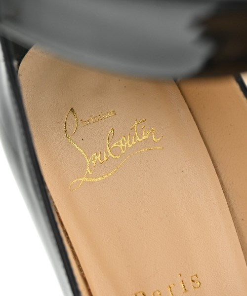 Christian Louboutin รองเท้าส้นสูง