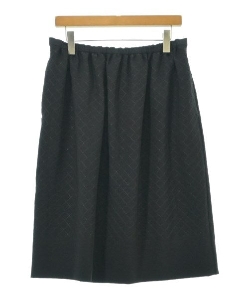 Chloe กระโปรงยาวถึงเข่า