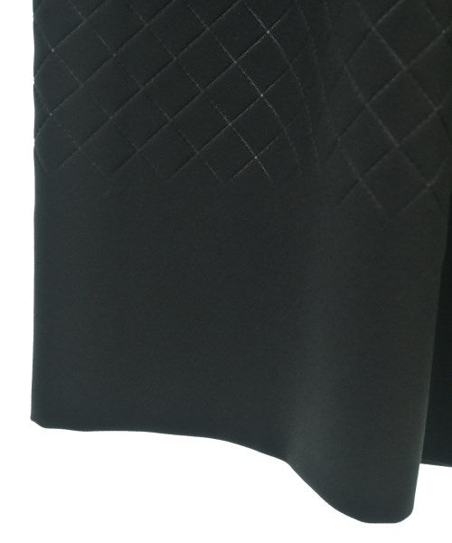 Chloe กระโปรงยาวถึงเข่า