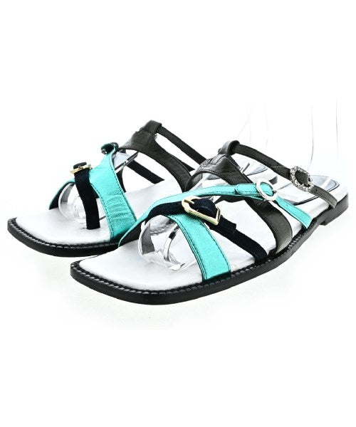 MM6 รองเท้าแตะ