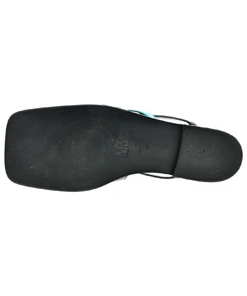 MM6 รองเท้าแตะ