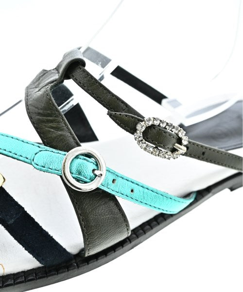 MM6 รองเท้าแตะ