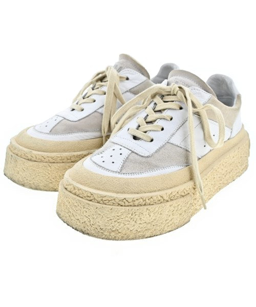 MM6 รองเท้าผ้าใบ