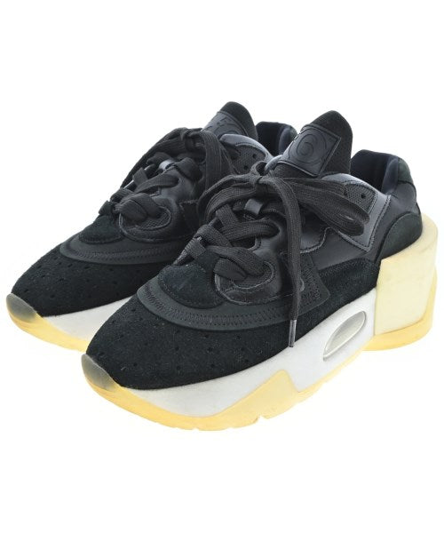 MM6 รองเท้าผ้าใบ