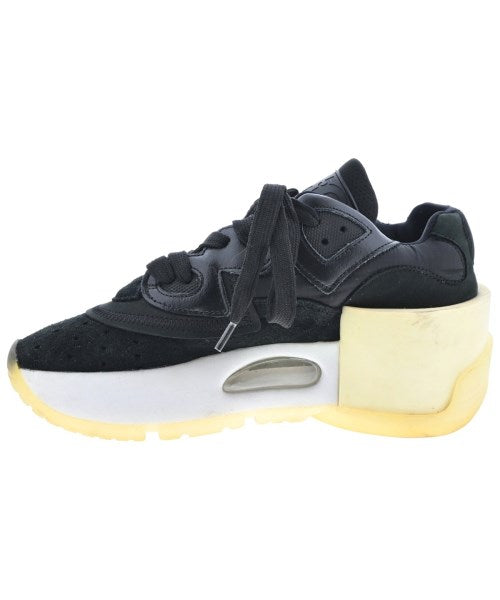 MM6 รองเท้าผ้าใบ