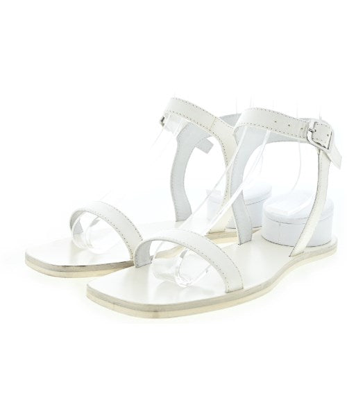 MM6 รองเท้าแตะ