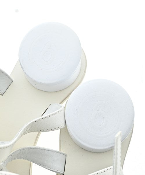 MM6 รองเท้าแตะ