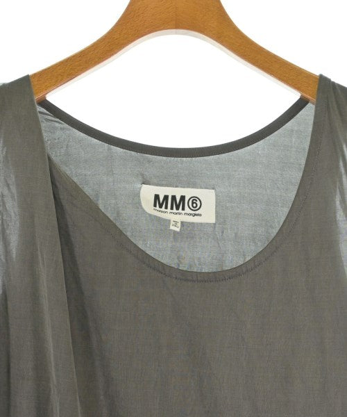 MM6 ชุดเดรส