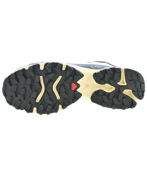 MM6 รองเท้าผ้าใบ