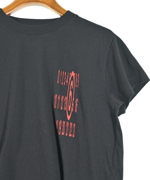 MM6 เสื้อยืด/เสื้อท็อปส์