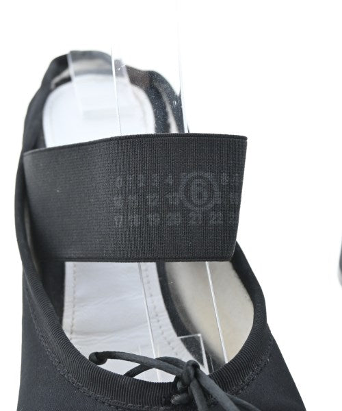 MM6 รองเท้าแตะ