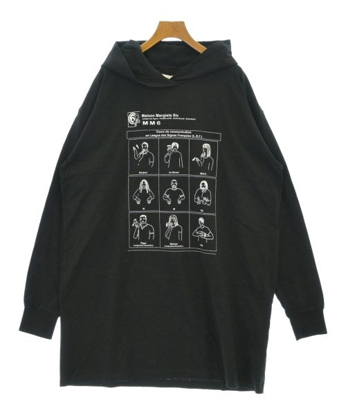 MM6 ชุดเดรส