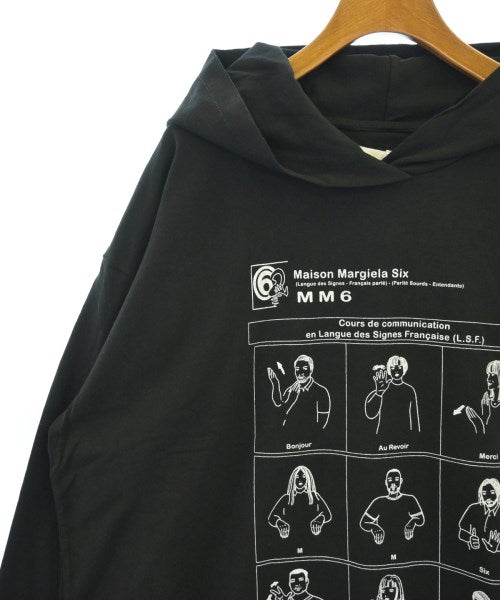 MM6 ชุดเดรส