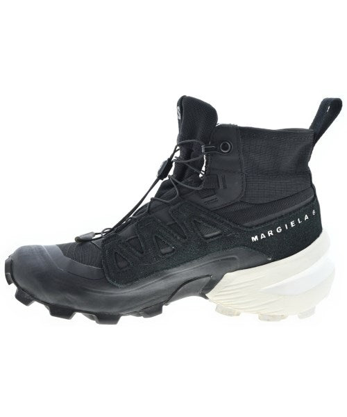 MM6 รองเท้าผ้าใบ