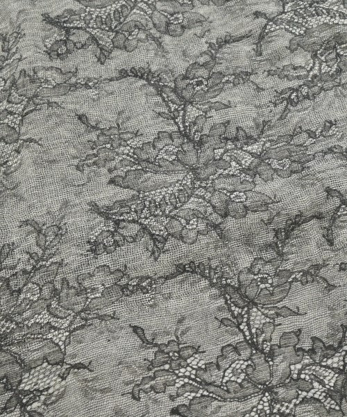 Faliero Sarti ผ้าคลุมไหล่