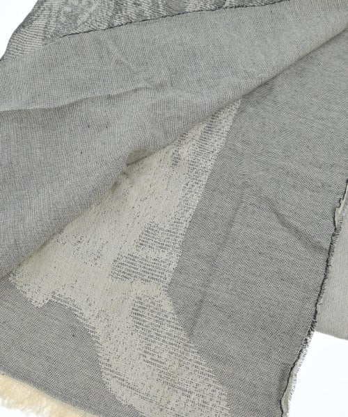 CHRISTOPHE COPPENS ผ้าคลุมไหล่