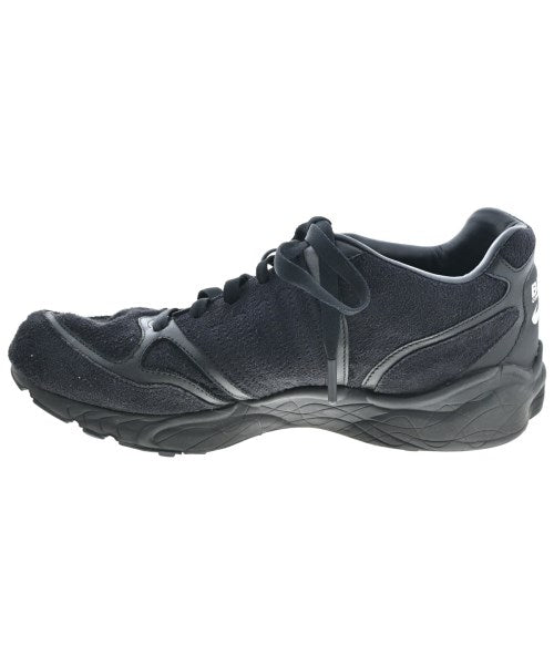 BLACK COMME des GARCONS รองเท้าผ้าใบ