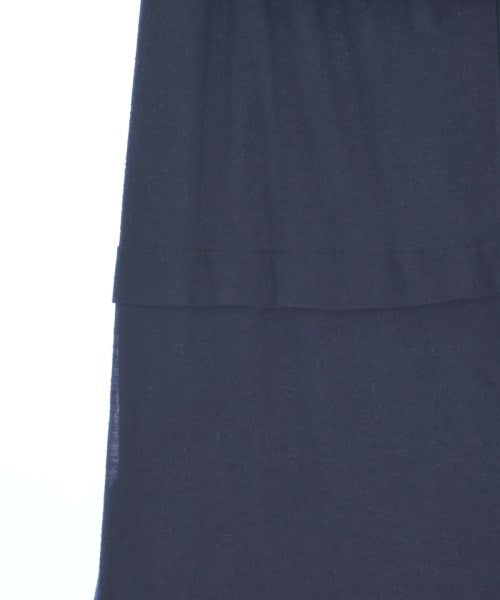 Charles Anastase กระโปรงยาวถึงเข่า