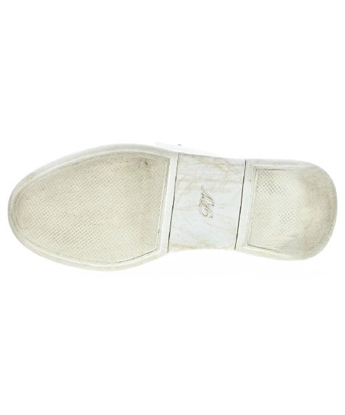 Roger Vivier รองเท้าผ้าใบ