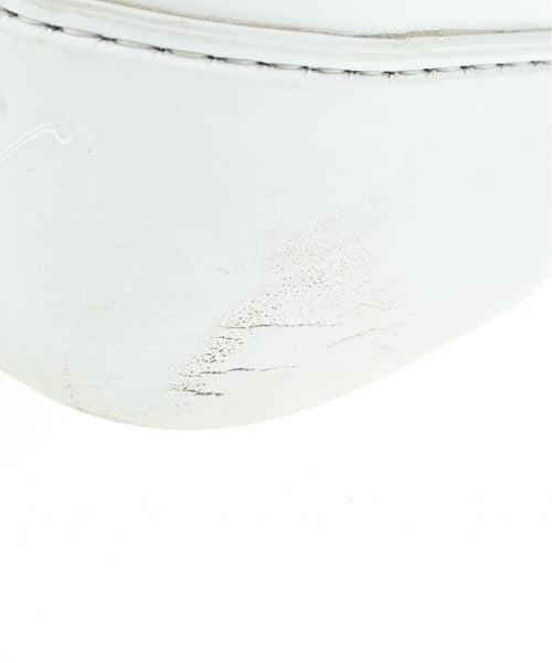 Roger Vivier รองเท้าผ้าใบ