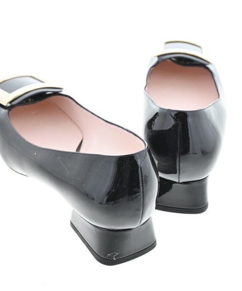 Roger Vivier รองเท้าส้นสูง