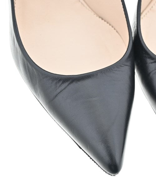 Pedro Garcia รองเท้าส้นสูง