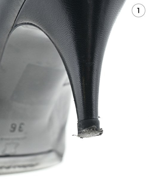 Pedro Garcia รองเท้าส้นสูง