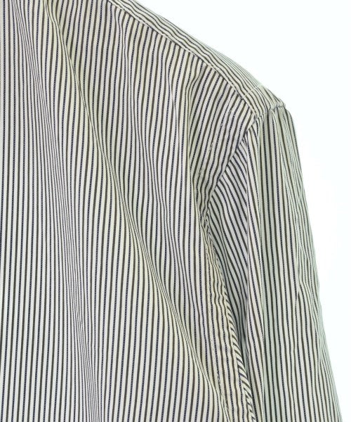 Umit Benan เสื้อลำลอง