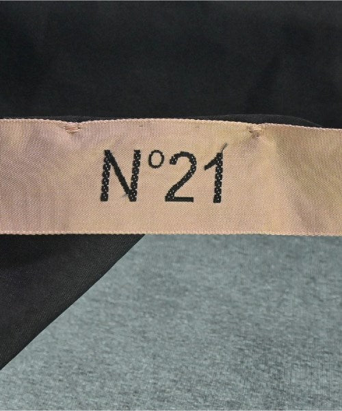 N゚ 21 เสื้อสตรี