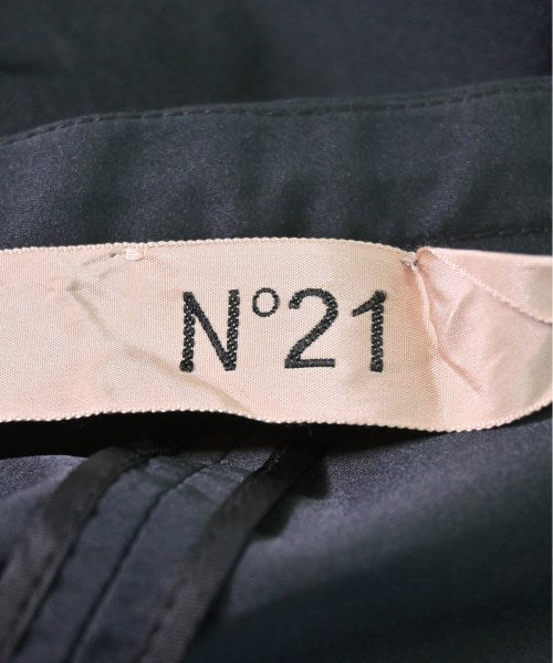 N゚ 21 กระโปรงยาวถึงเข่า