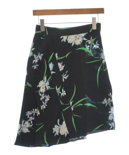 N゚ 21 กระโปรงยาวถึงเข่า