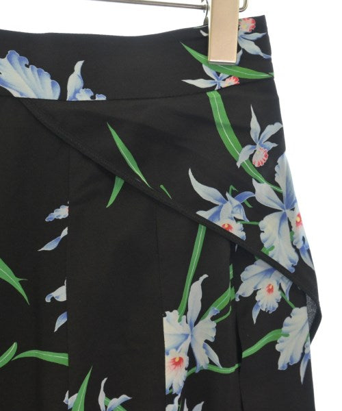 N゚ 21 กระโปรงยาวถึงเข่า