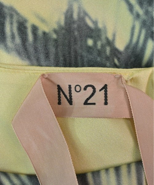 N゚ 21 ชุดเดรส