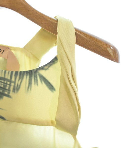 N゚ 21 ชุดเดรส