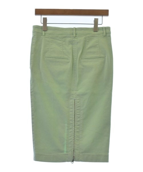 N゚ 21 กระโปรงยาวถึงเข่า