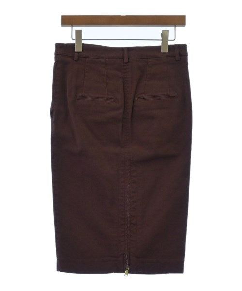 N゚ 21 กระโปรงยาวถึงเข่า