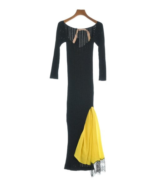 N゚ 21 ชุดเดรส