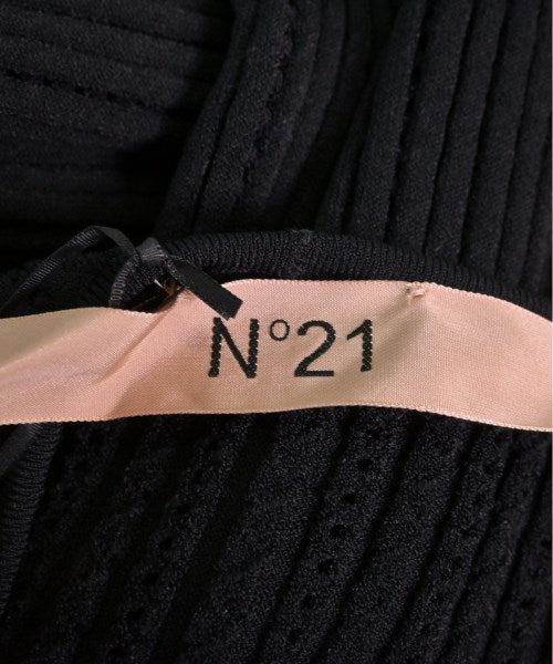 N゚ 21 ชุดเดรส