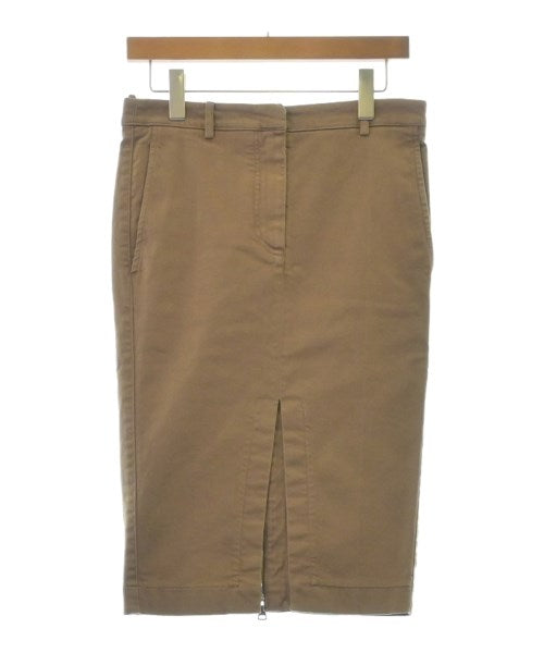 N゚ 21 กระโปรงยาวถึงเข่า