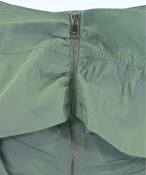 N゚ 21 กระโปรงสั้น