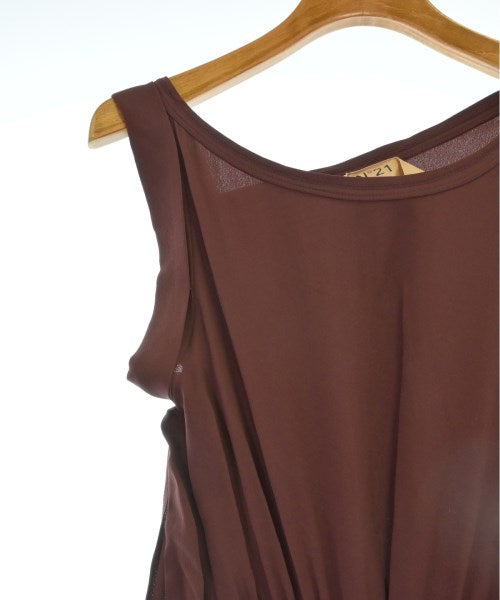 N゚ 21 ชุดเดรส