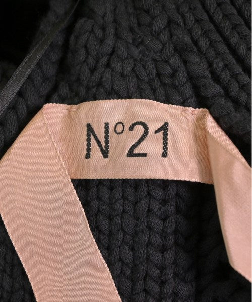 N゚ 21 ชุดเดรส