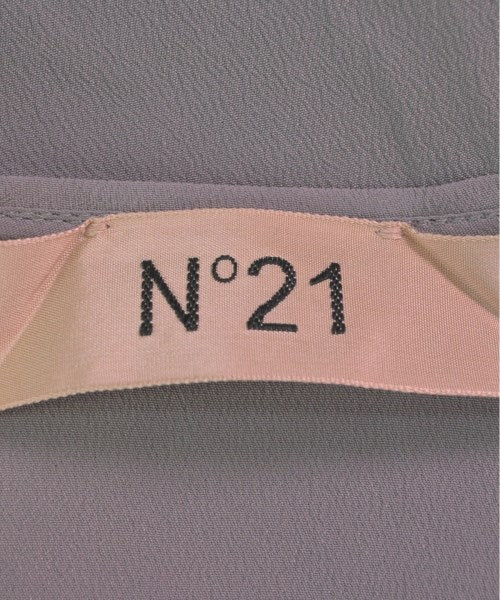 N゚ 21 เสื้อสตรี