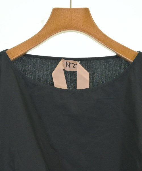 N゚ 21 ชุดเดรส