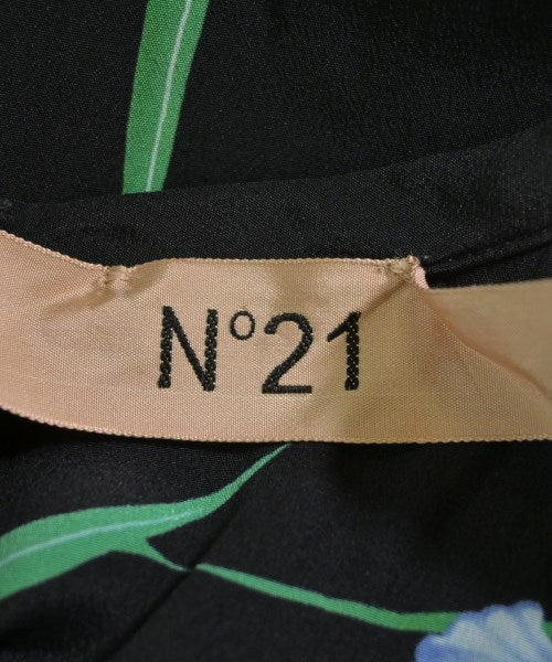 N゚ 21 ชุดเดรส