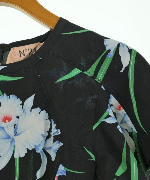 N゚ 21 ชุดเดรส